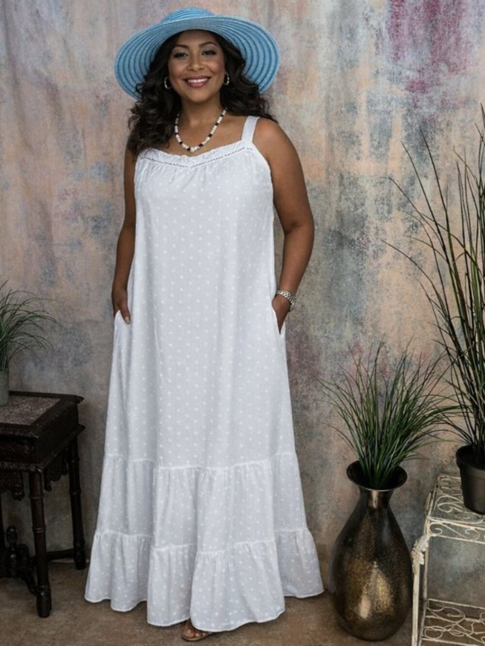 NEW📌 Sonoma Beautiful Plus Size Maxi Dress with Pockets & Adjustable Straps
